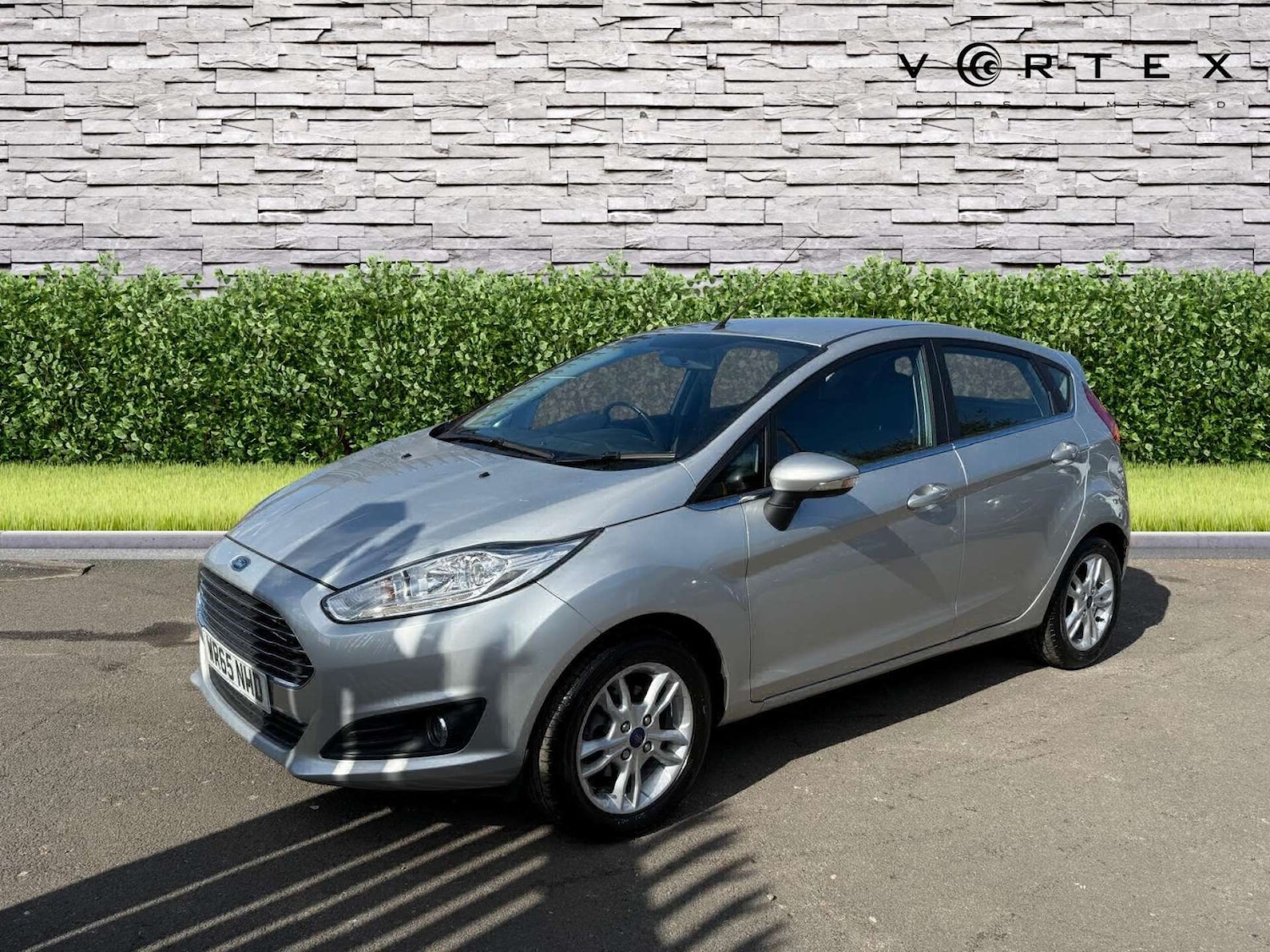 Used Ford Fiesta 2015 for sale - 76362910: Photo 2