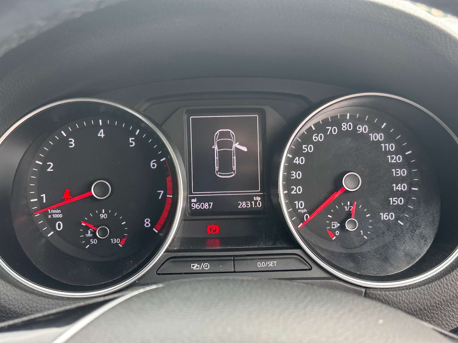 Used Volkswagen Polo 2015 for sale - 76362909: Photo 16