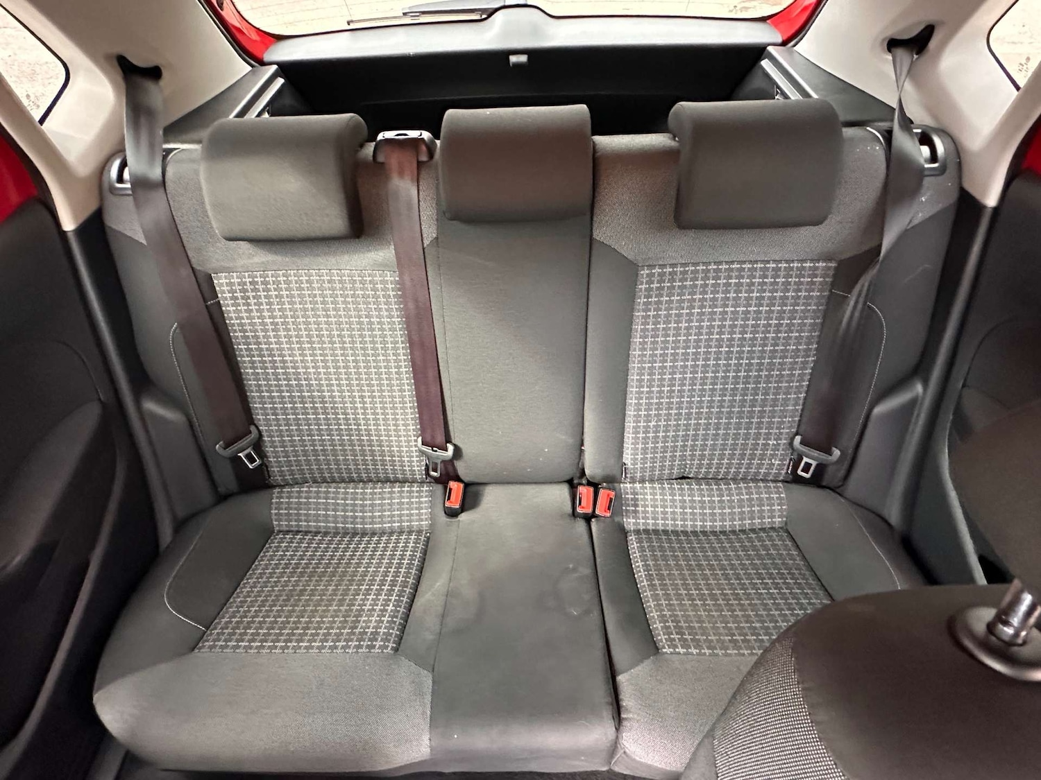 Used Volkswagen Polo 2015 for sale - 76362909: Photo 30