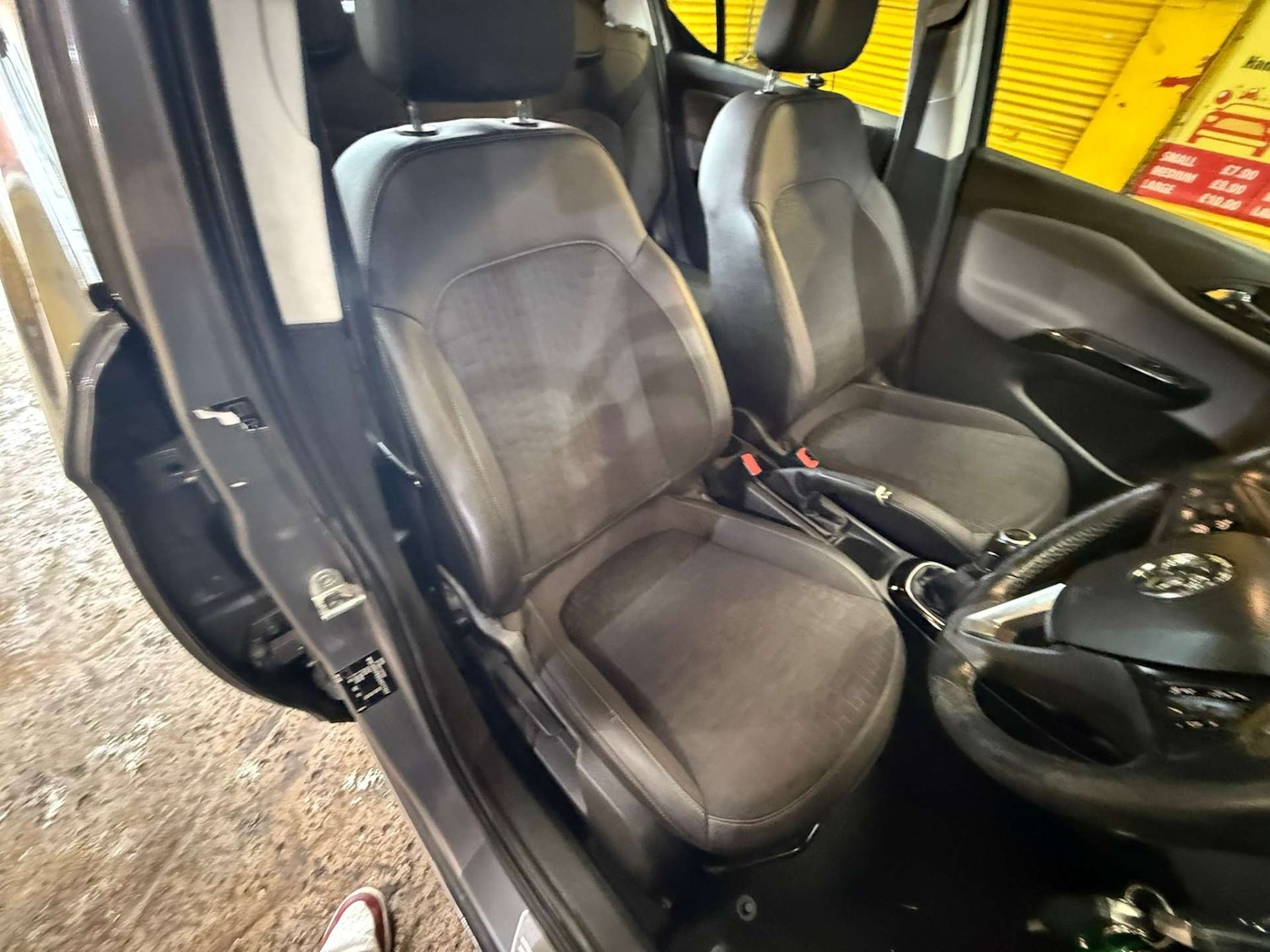 Used Vauxhall Corsa 2016 for sale - 76362906: Photo 34