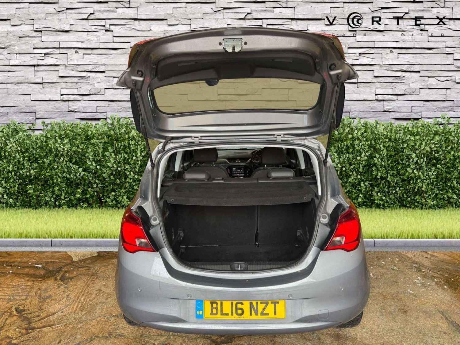 Used Vauxhall Corsa 2016 for sale - 76362906: Photo 6