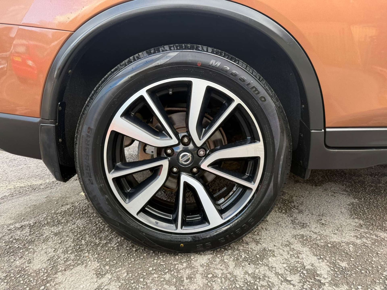 Used Nissan X-Trail 2015 for sale - 76362904: Photo 30