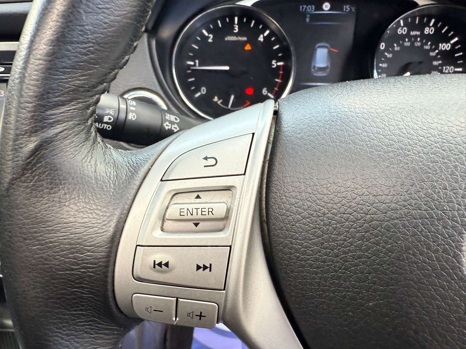 Used Nissan X-Trail 2015 for sale - 76362904: Photo 35