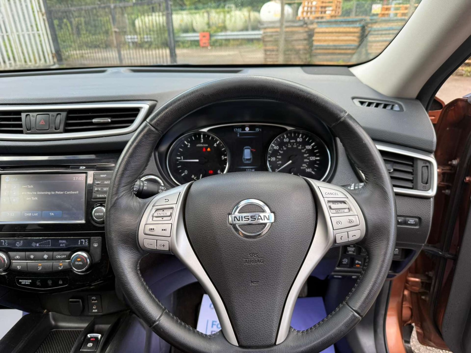 Used Nissan X-Trail 2015 for sale - 76362904: Photo 47