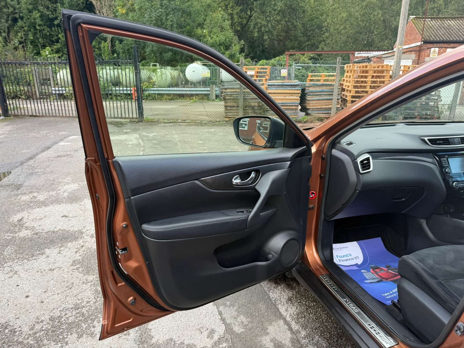 Used Nissan X-Trail 2015 for sale - 76362904: Photo 9
