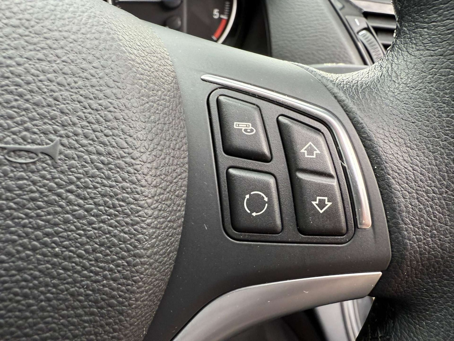 Used BMW X1 2013 for sale - 76362922: Photo 36