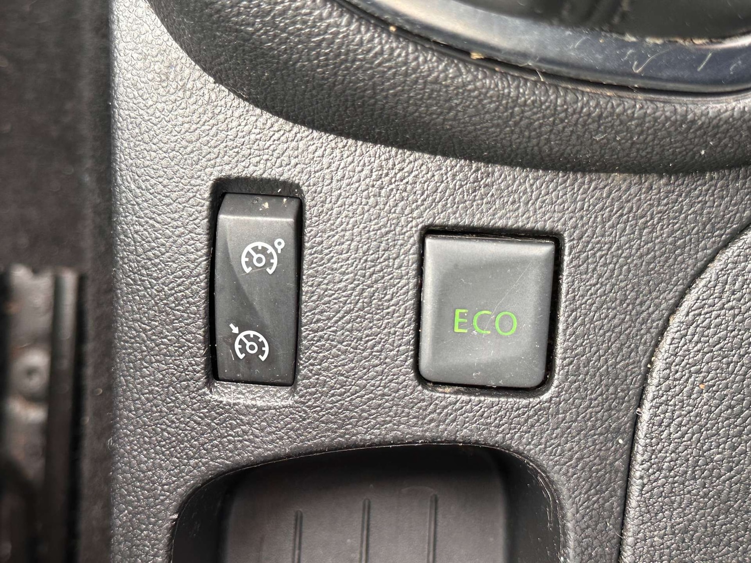 Used Renault Captur 2018 for sale - 76362921: Photo 13