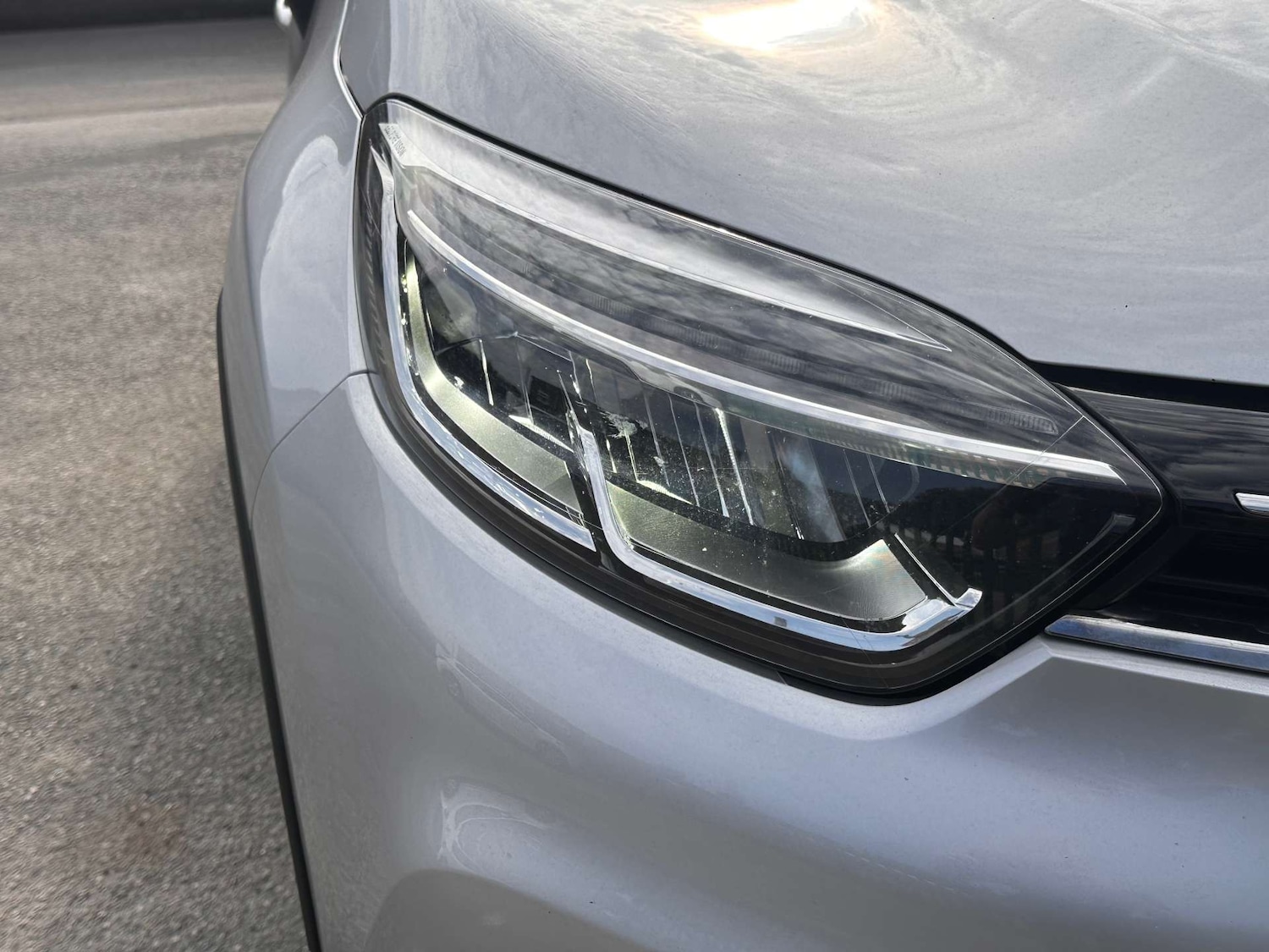 Used Renault Captur 2018 for sale - 76362921: Photo 30