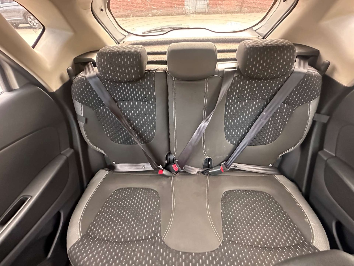 Used Renault Captur 2018 for sale - 76362921: Photo 32