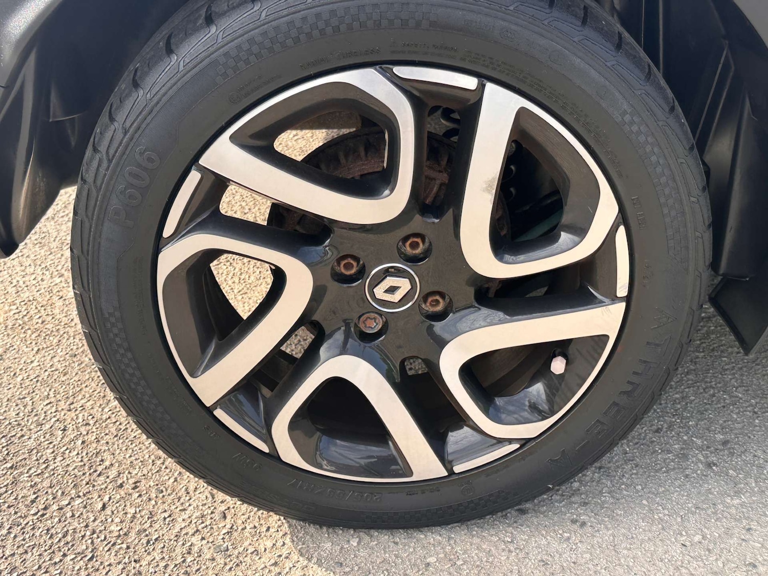Used Renault Captur 2018 for sale - 76362921: Photo 44
