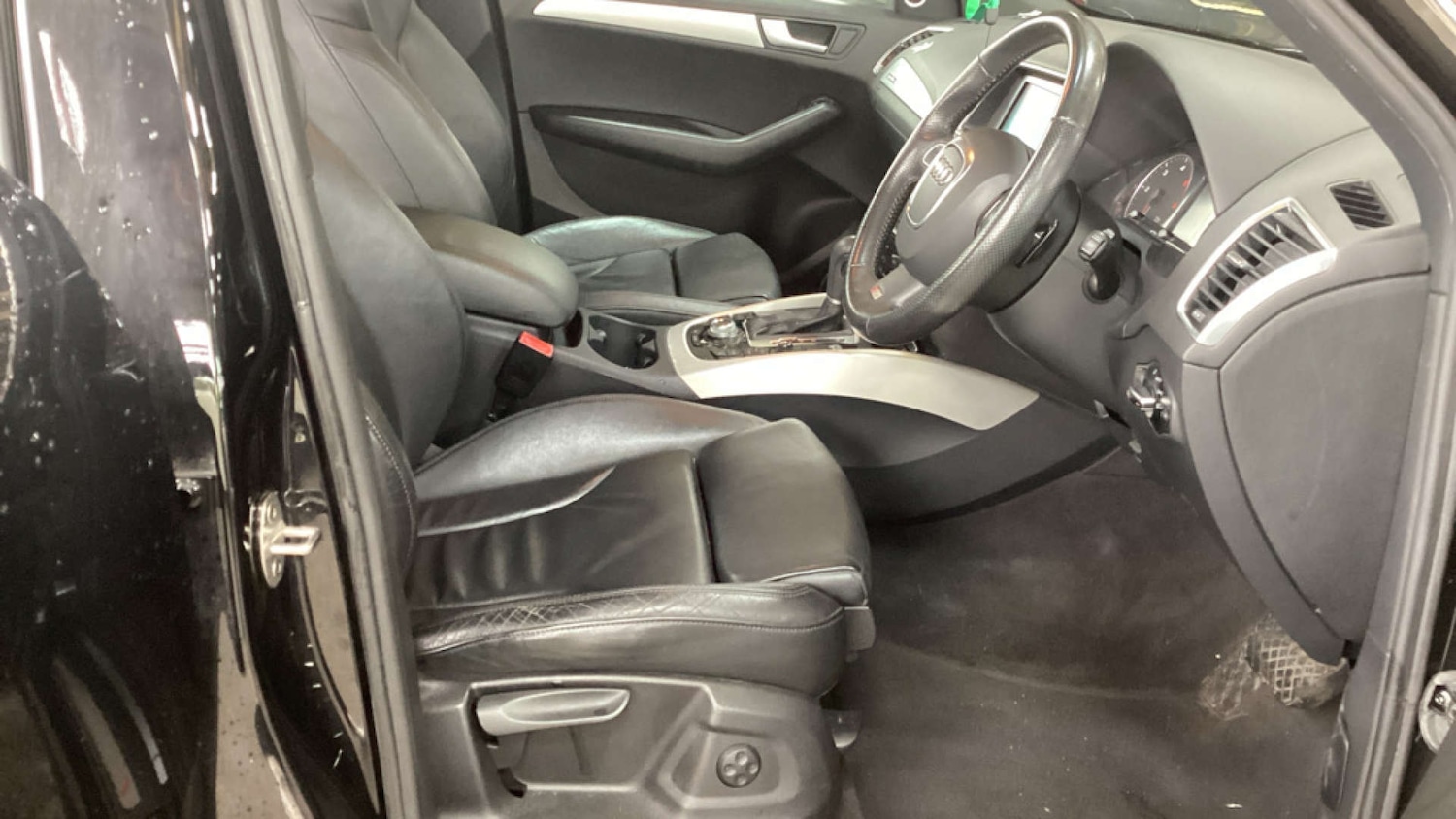 Used Audi Q5 2010 for sale - 76703583: Photo 5