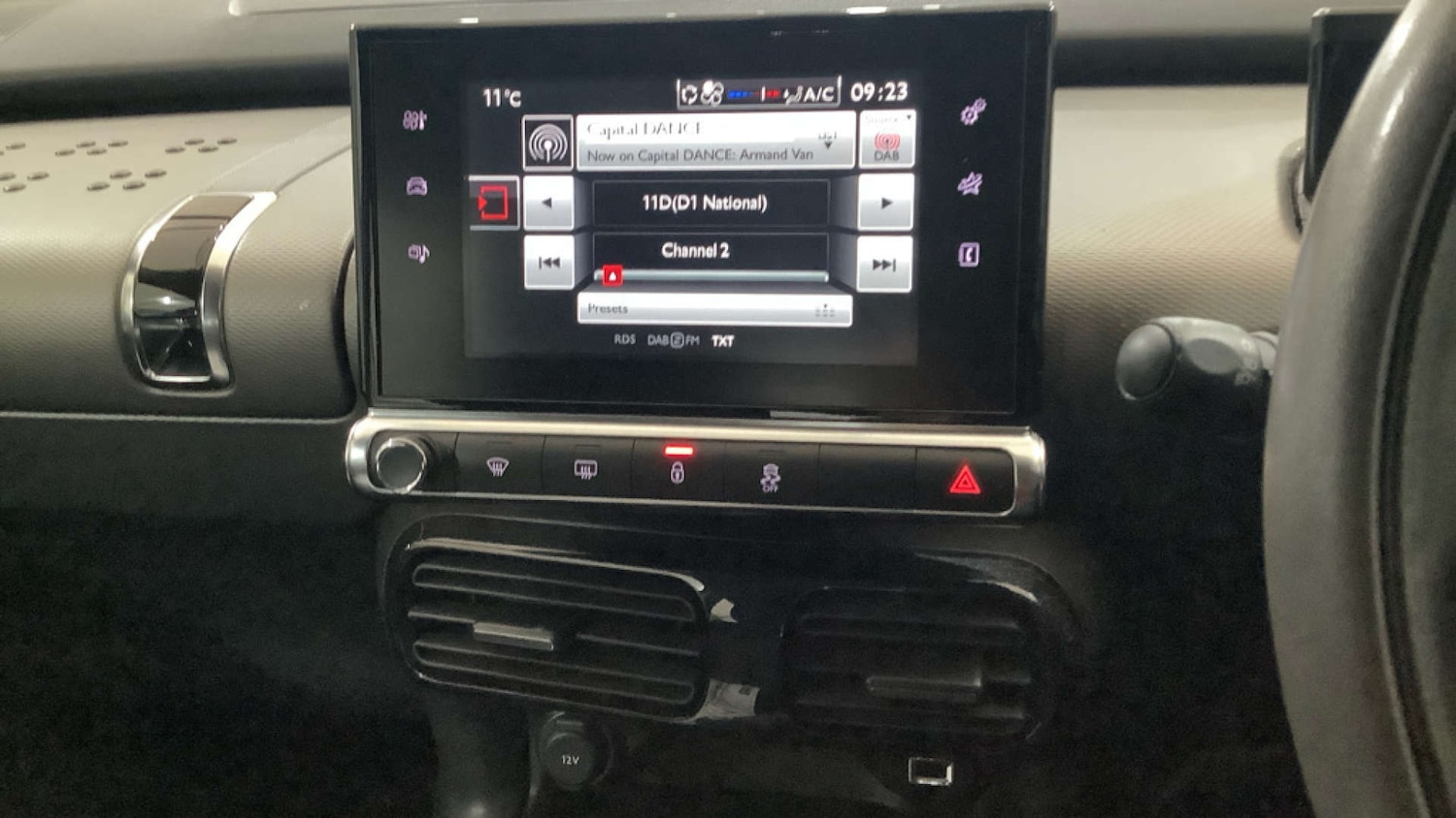 Used Citroen C4 Cactus 2014 for sale - 76666277: Photo 10