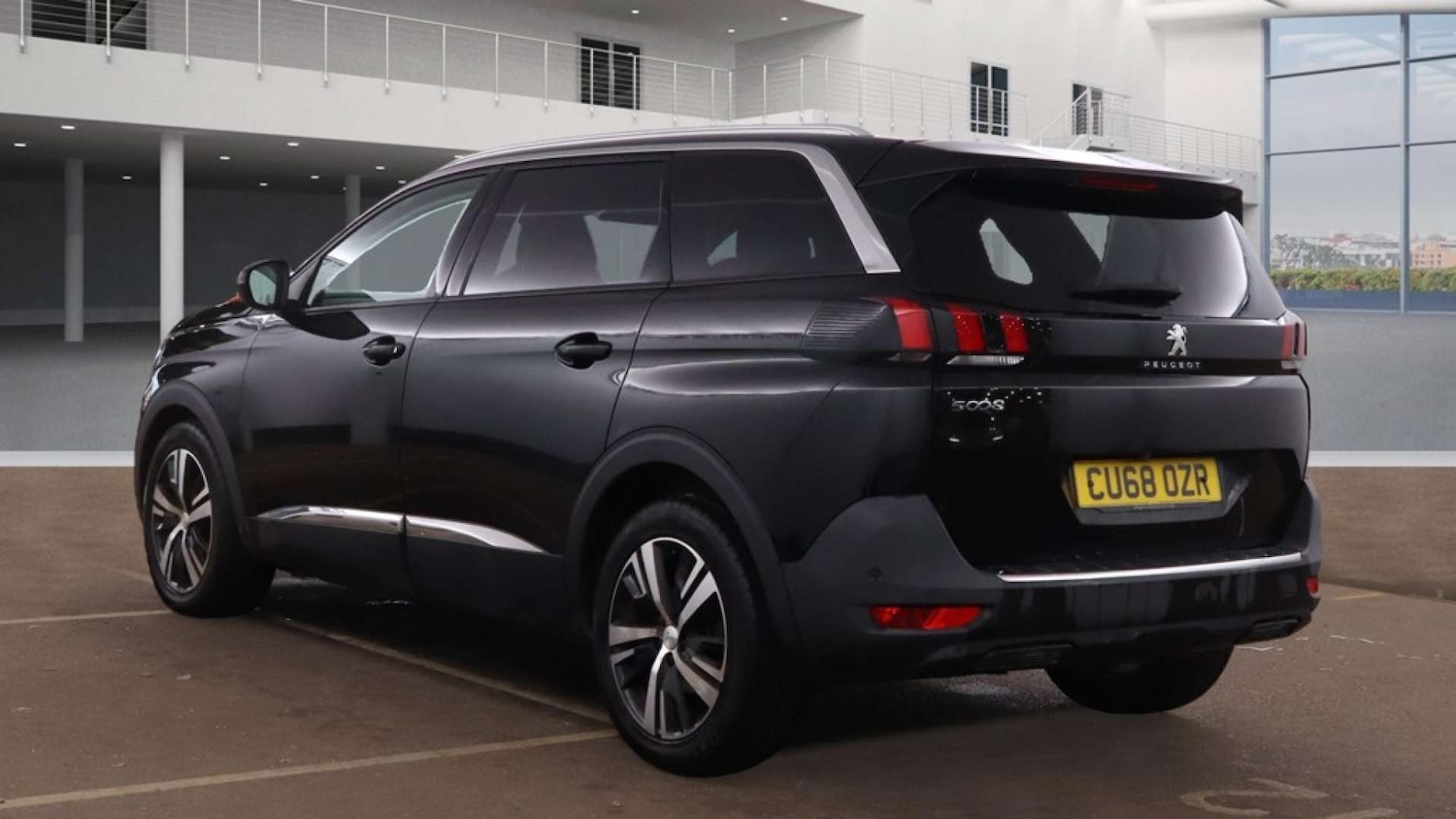 Used Peugeot 5008 2018 for sale - 76565664: Photo 3