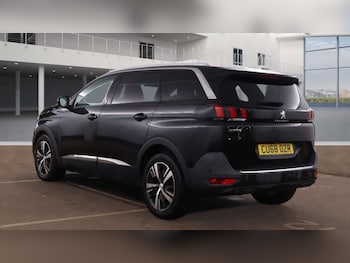 Used Peugeot 5008 2018 for sale - 76565664: Photo
