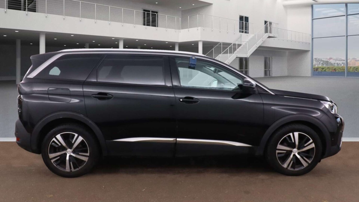 Used Peugeot 5008 2018 for sale - 76565664: Photo 5
