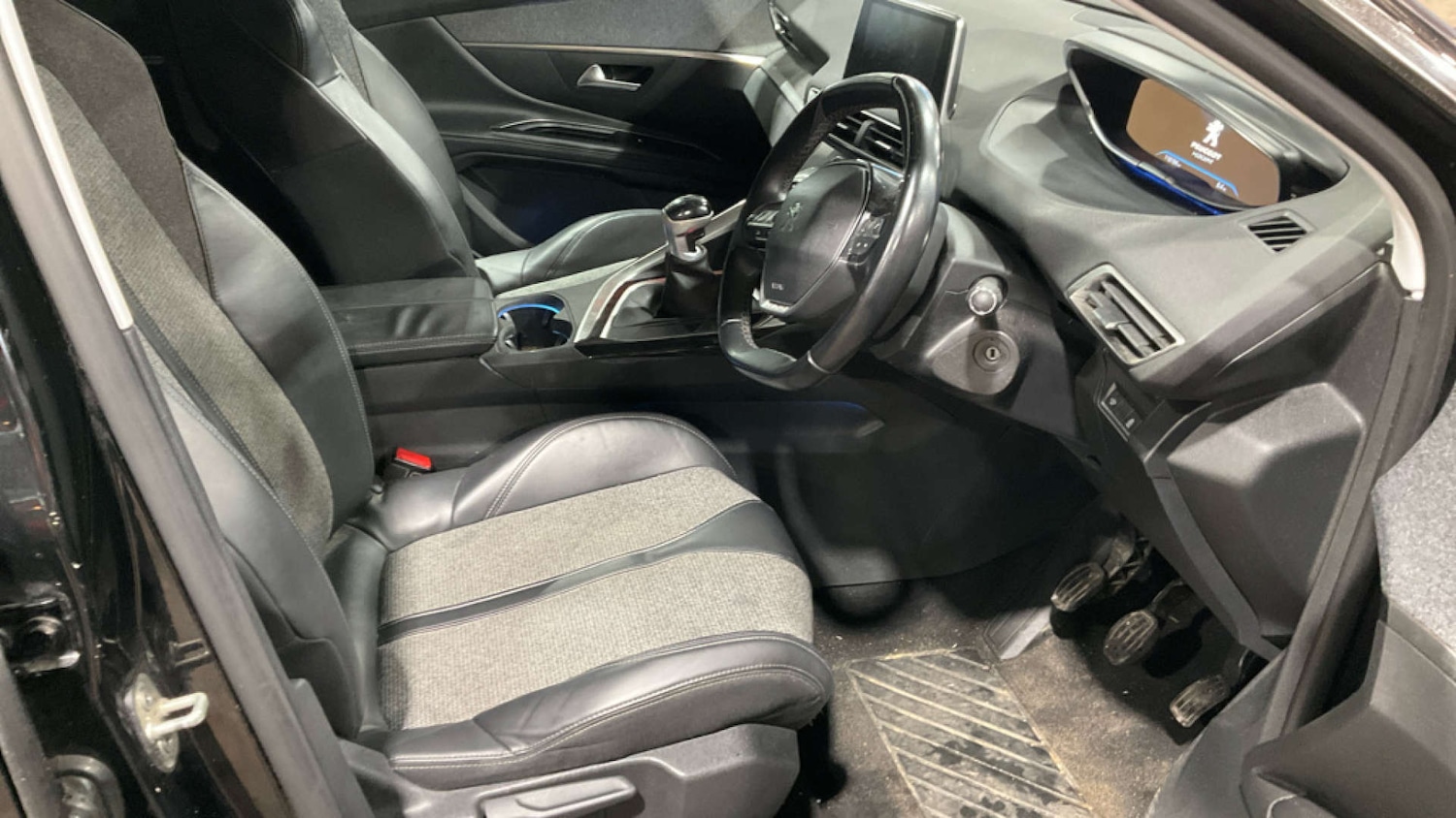 Used Peugeot 5008 2018 for sale - 76565664: Photo 7