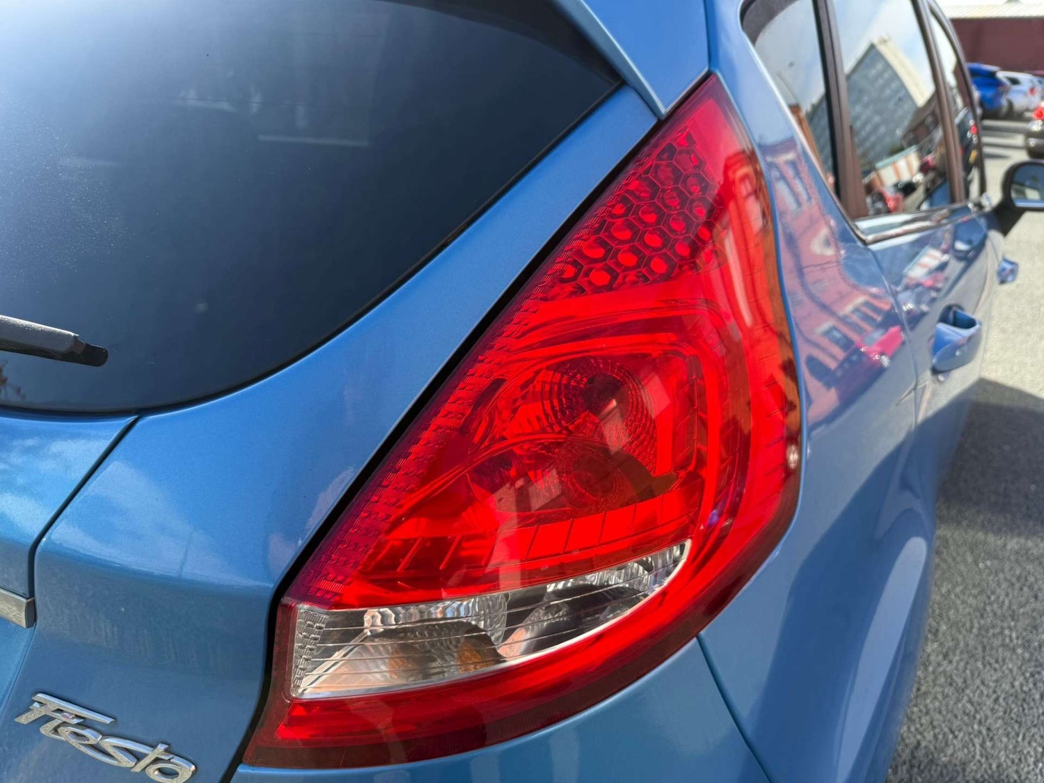 Used Ford Fiesta 2010 for sale - 76362952: Photo 21