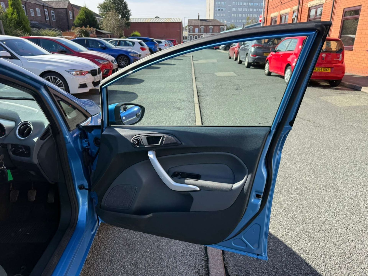Used Ford Fiesta 2010 for sale - 76362952: Photo 27