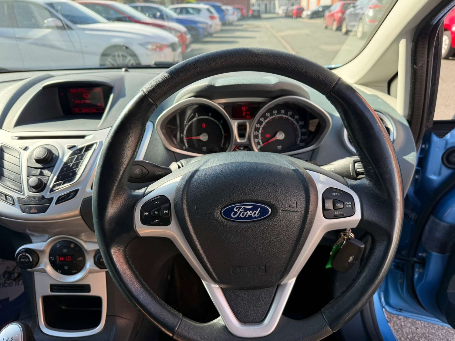 Used Ford Fiesta 2010 for sale - 76362952: Photo 35