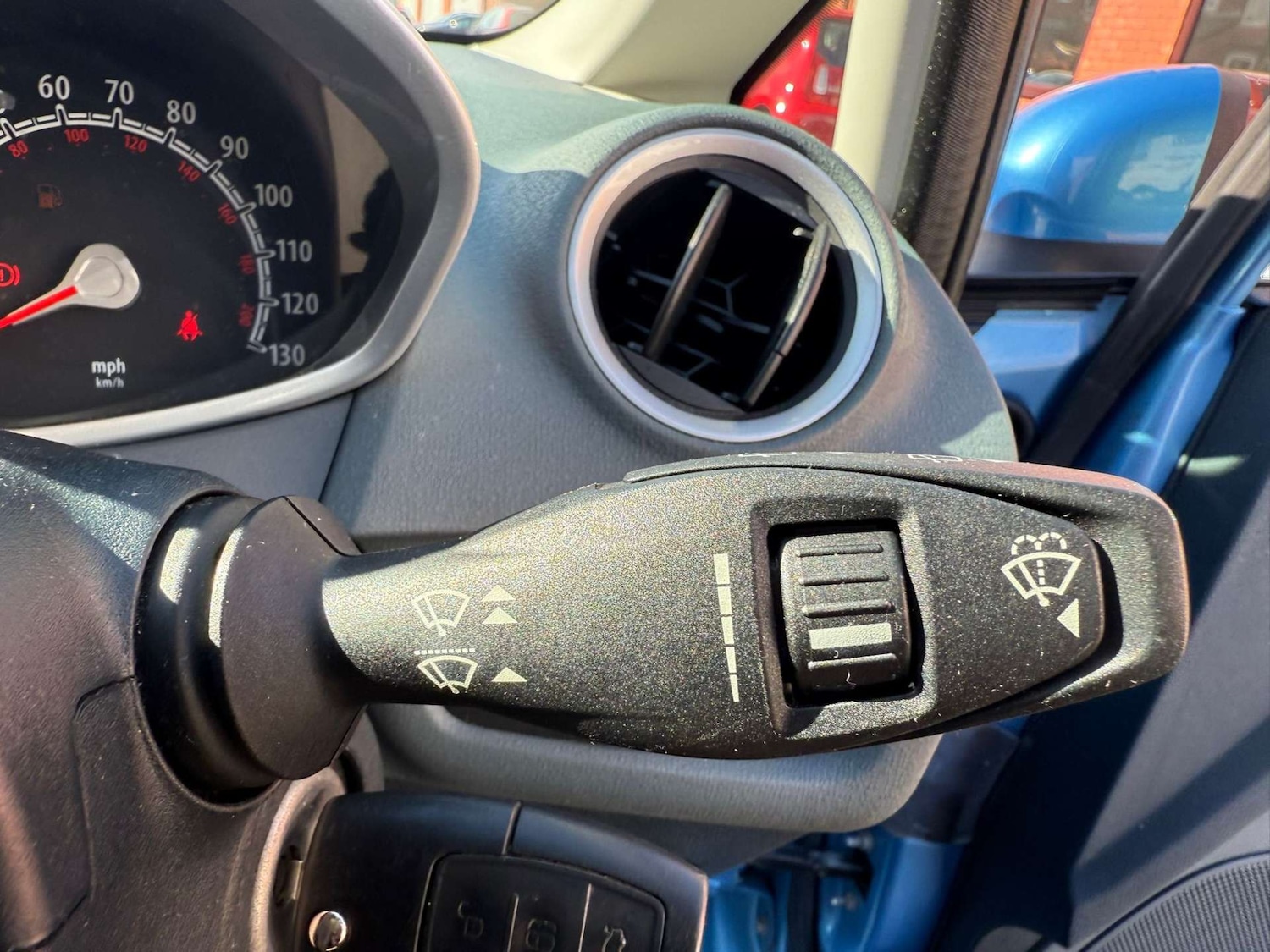 Used Ford Fiesta 2010 for sale - 76362952: Photo 36