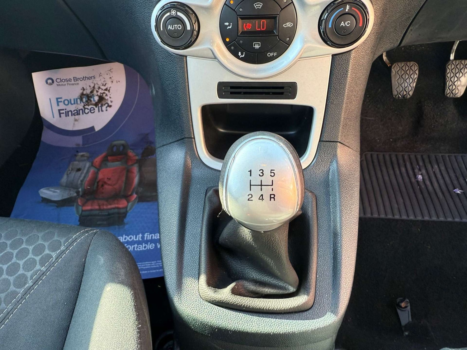 Used Ford Fiesta 2010 for sale - 76362952: Photo 42