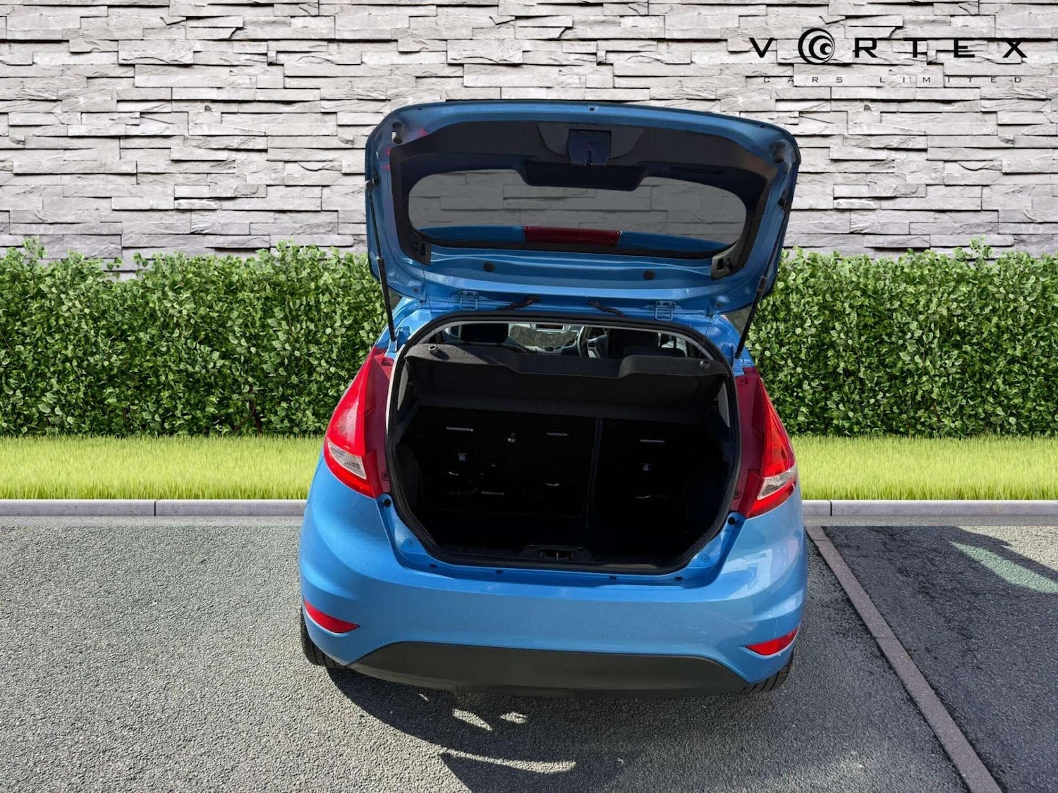 Used Ford Fiesta 2010 for sale - 76362952: Photo 7