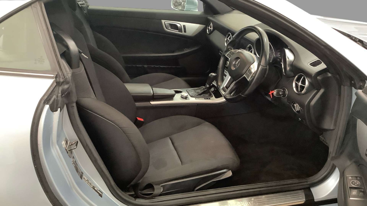 Used Mercedes-Benz SLK 2014 for sale - 76666273: Photo 8