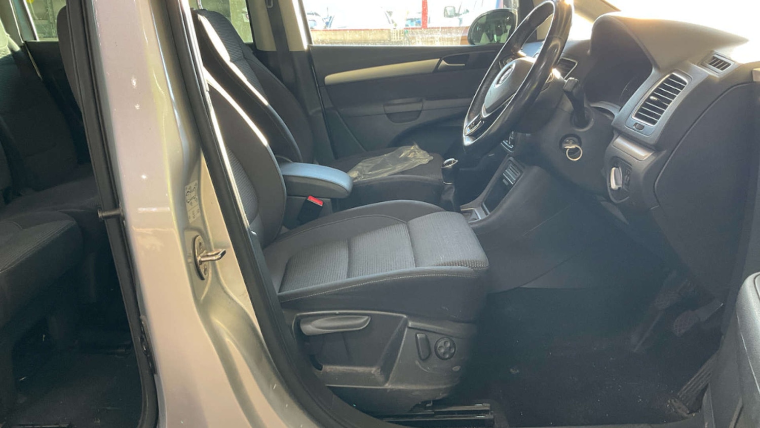 Used Volkswagen Sharan 2015 for sale - 77115865: Photo 9