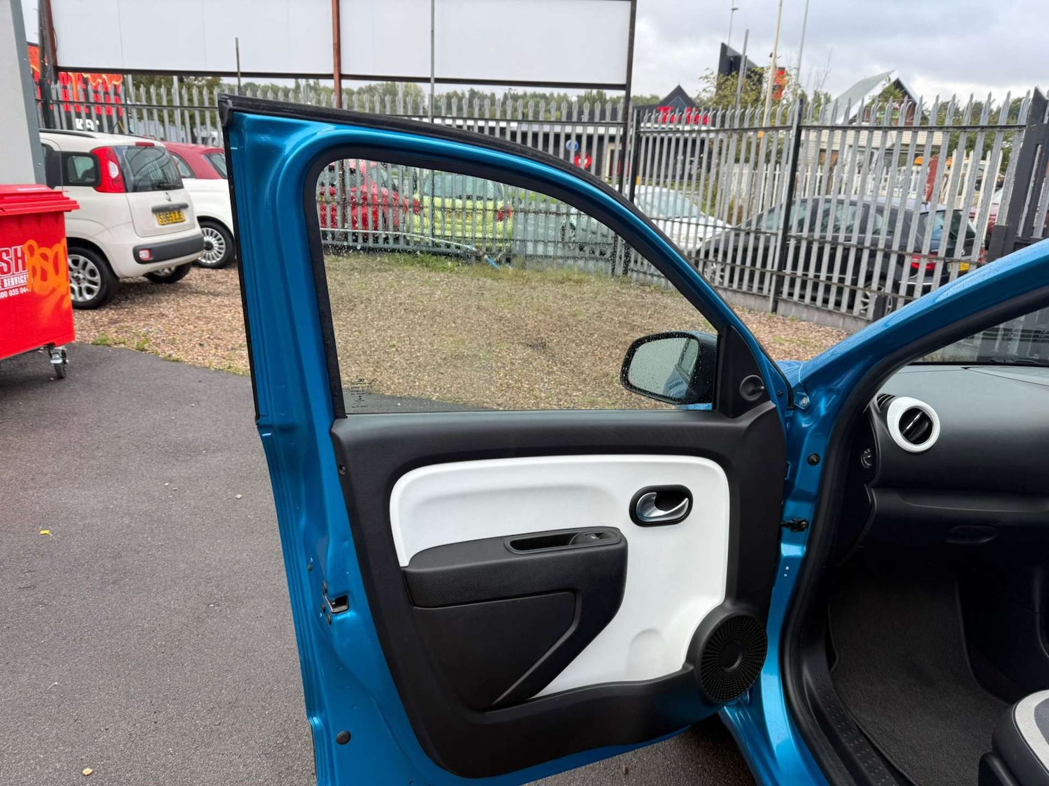 Used Renault Twingo 2015 for sale - 76362954: Photo 18