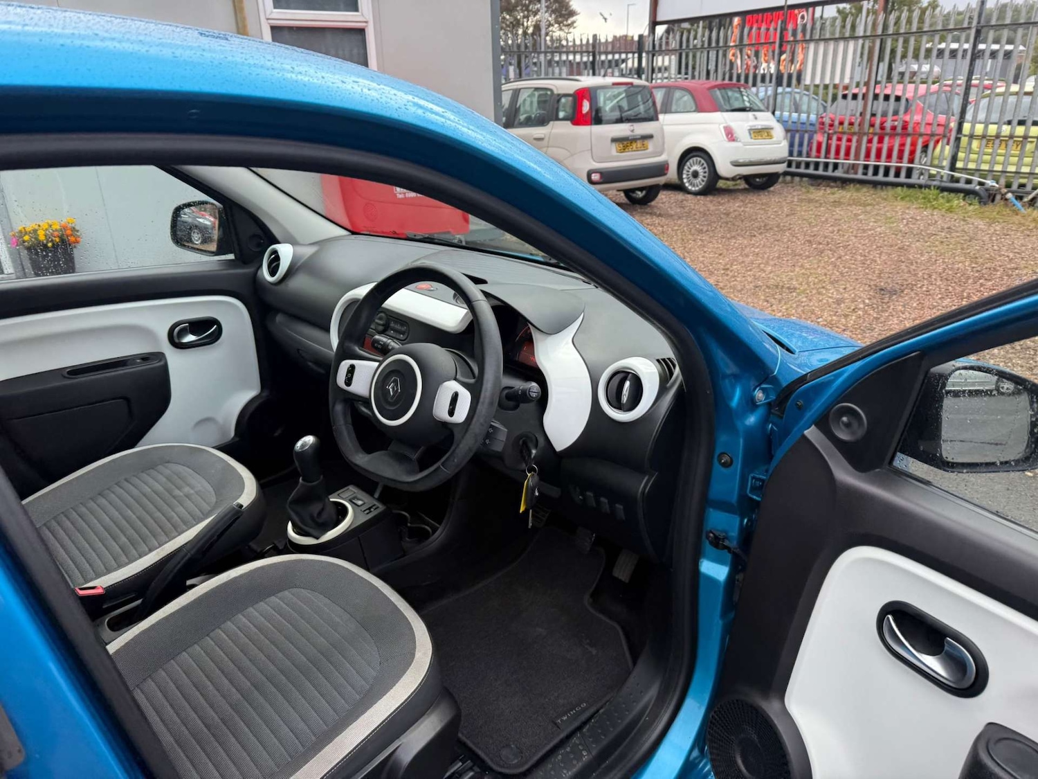 Used Renault Twingo 2015 for sale - 76362954: Photo 30