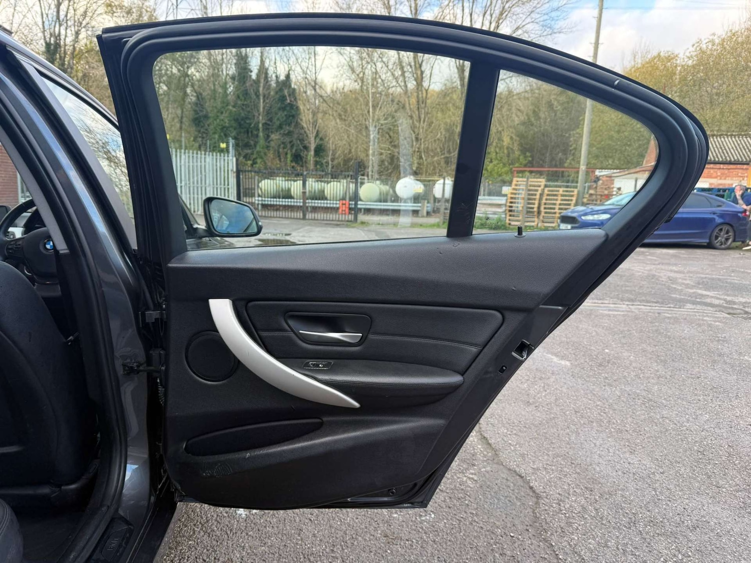 Used BMW 3 Series 2014 for sale - 76493585: Photo 33