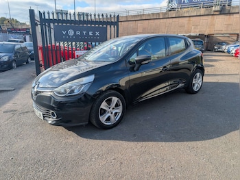 Used Renault Clio 2014 for sale - 76362943: Photo