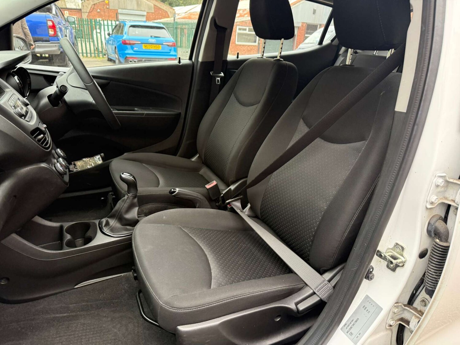 Used Vauxhall Viva 2017 for sale - 76362944: Photo 31
