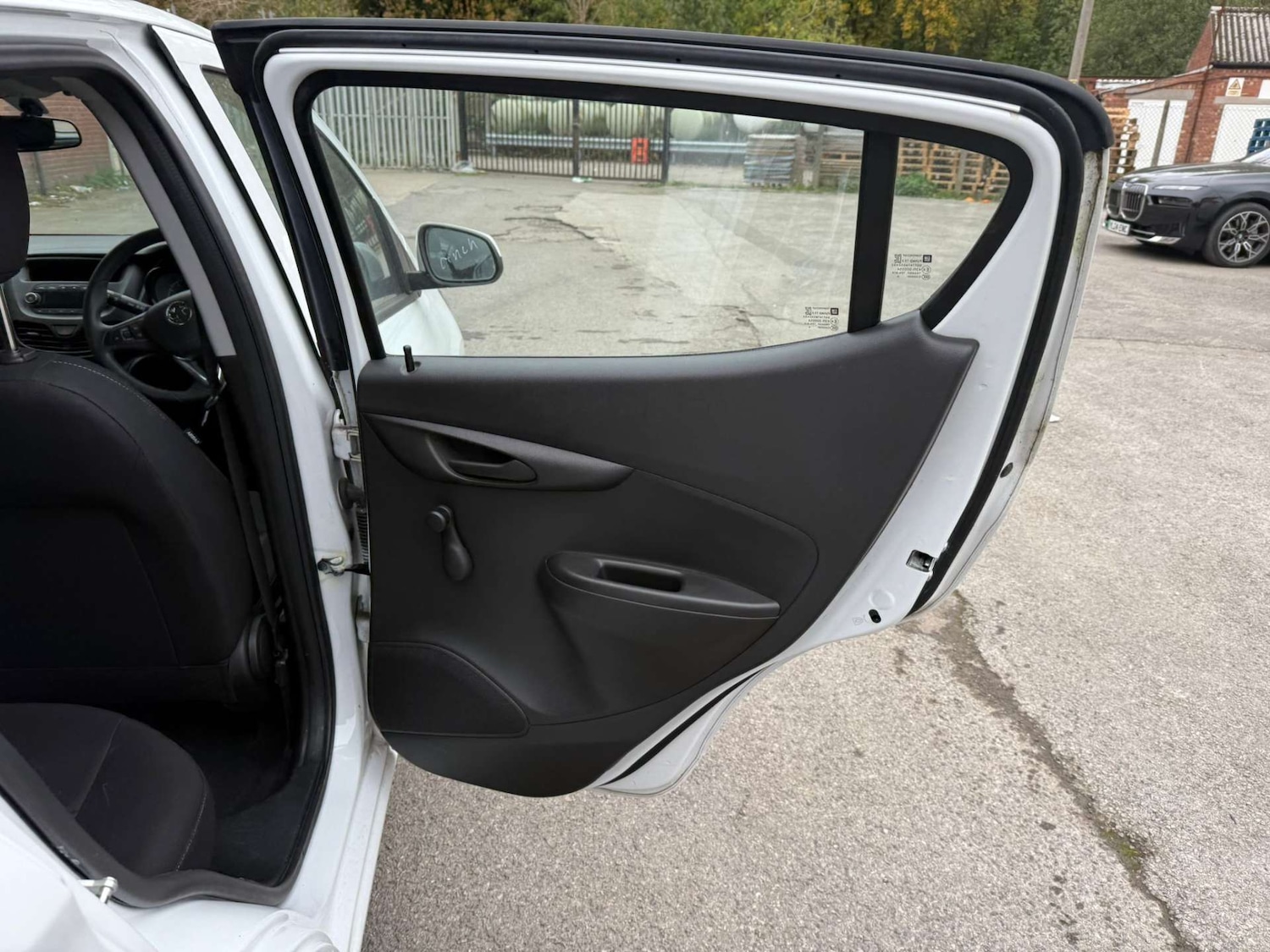 Used Vauxhall Viva 2017 for sale - 76362944: Photo 33