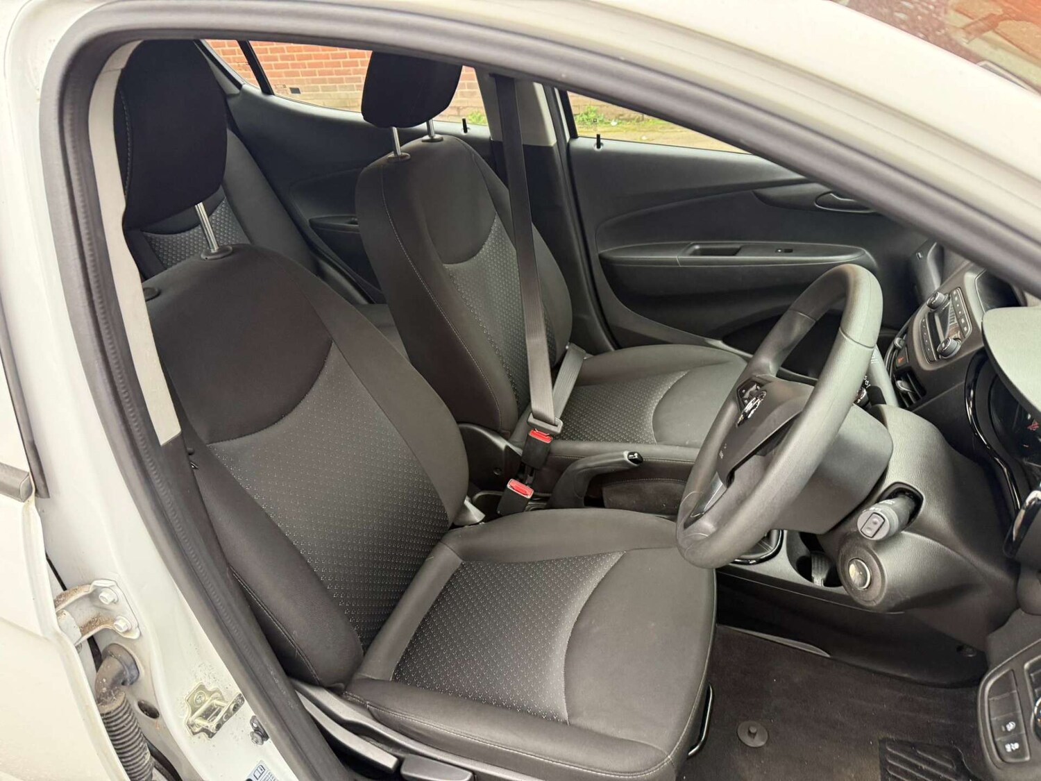 Used Vauxhall Viva 2017 for sale - 76362944: Photo 36