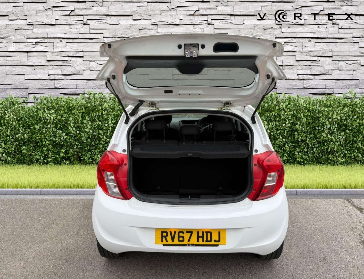 Used Vauxhall Viva 2017 for sale - 76362944: Photo 9