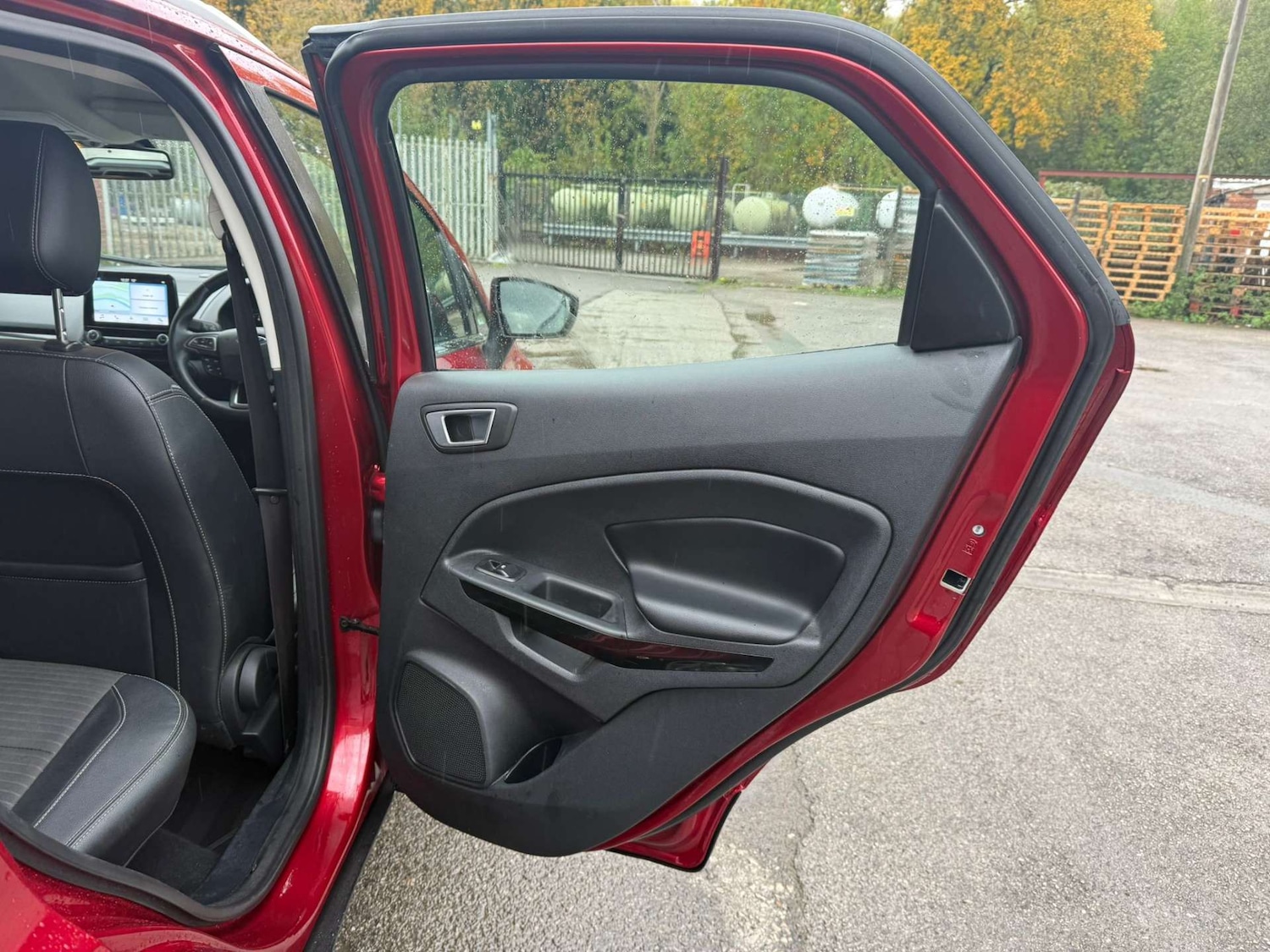 Used Ford Ecosport 2018 for sale - 76362945: Photo 32