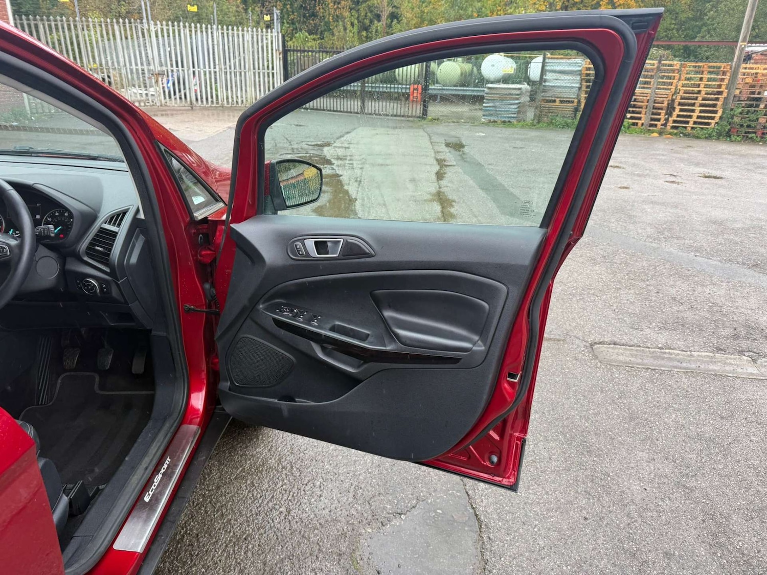 Used Ford Ecosport 2018 for sale - 76362945: Photo 33