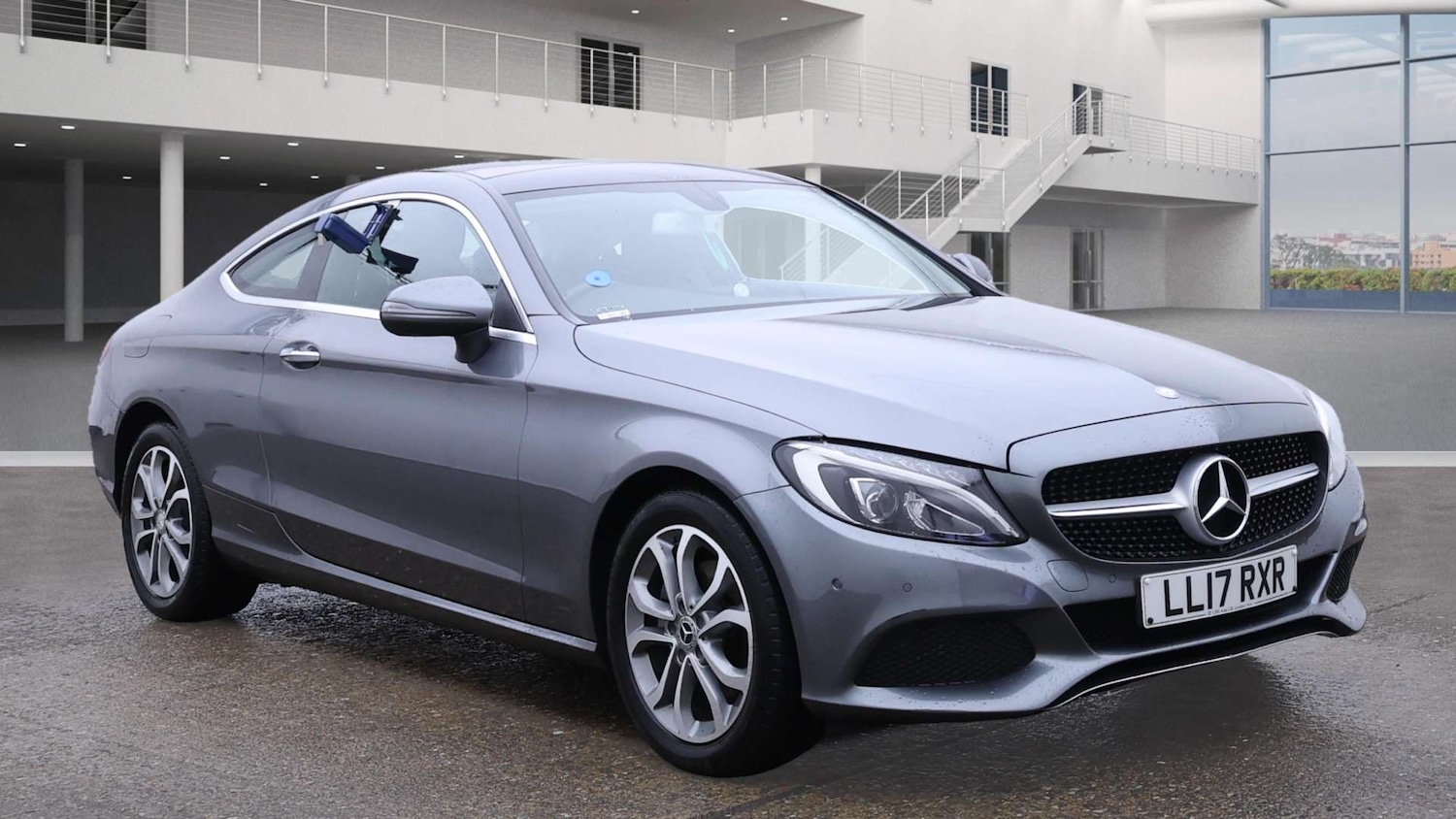 Used Mercedes-Benz C Class 2017 for sale - 76362946: Photo 1