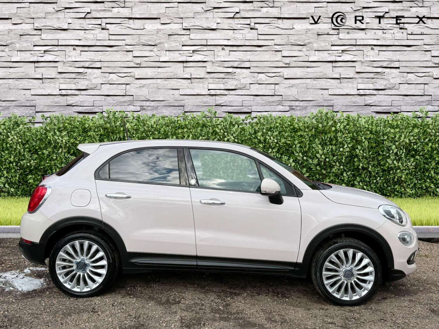 Used Fiat 500X 2015 for sale - 76362926: Photo 8