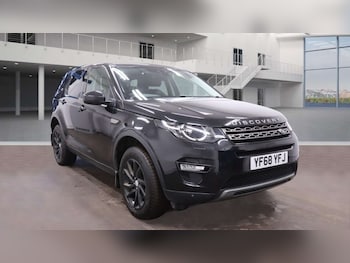 Used Land Rover Discovery Sport 2018 for sale - 76894408: Photo