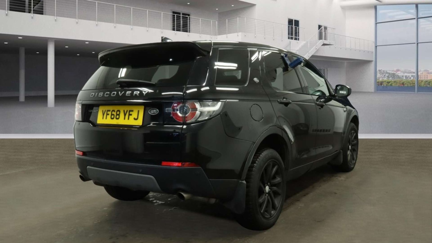 Used Land Rover Discovery Sport 2018 for sale - 77063190: Photo 6