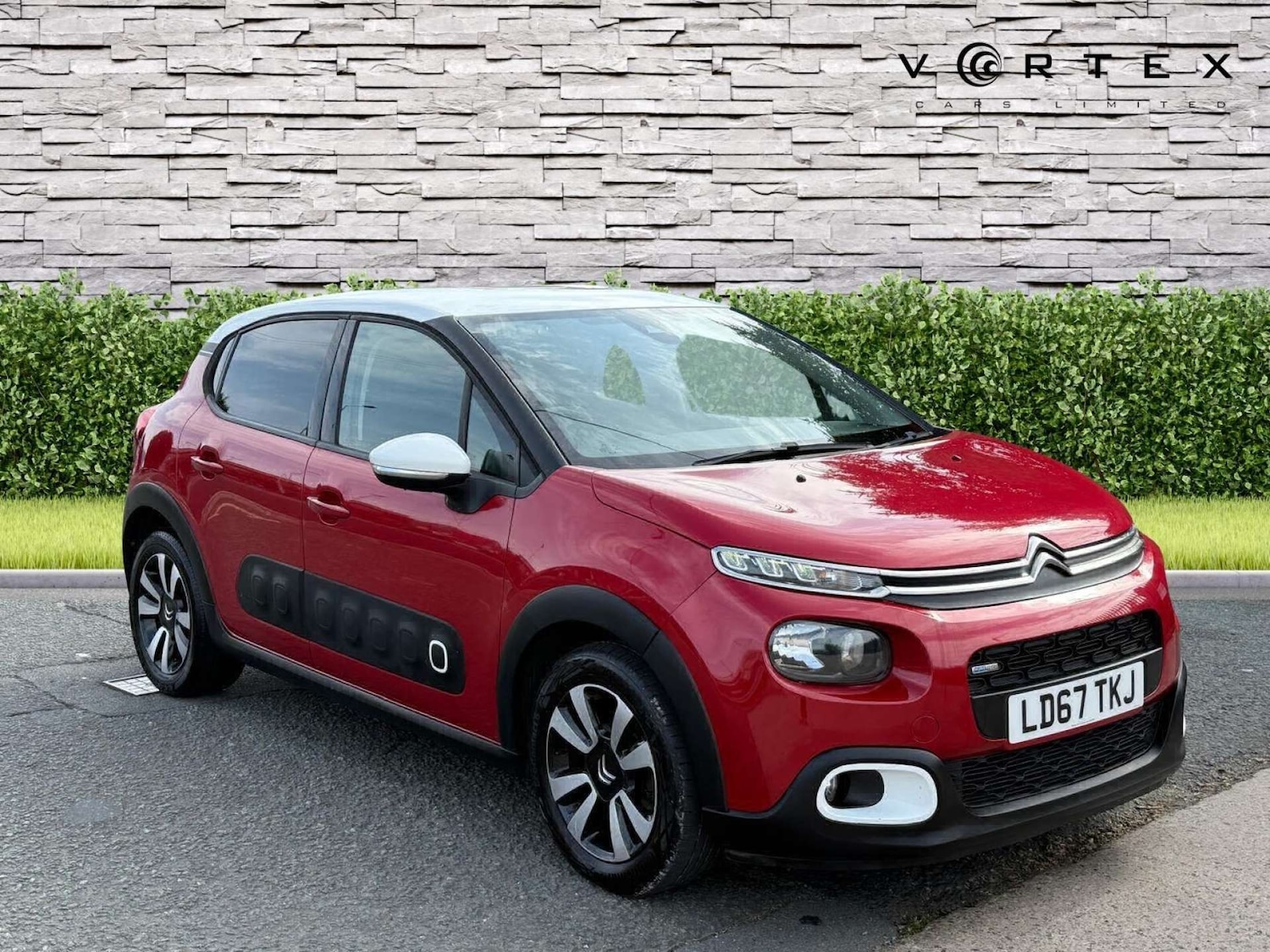 Used Citroen C3 2017 for sale - 76601016: Photo 1