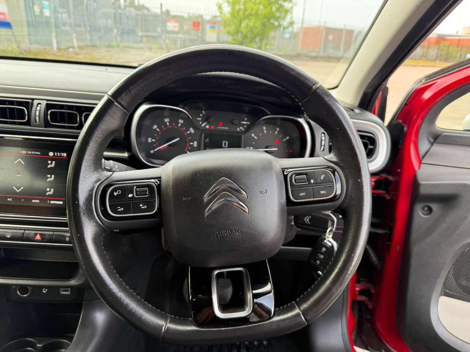 Used Citroen C3 2017 for sale - 76601016: Photo 13