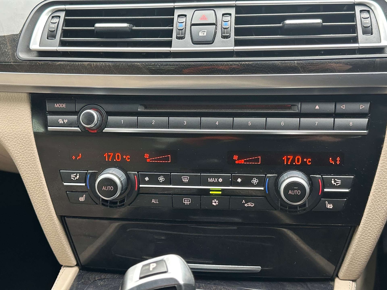 Used BMW 7 Series 2012 for sale - 77038505: Photo 24