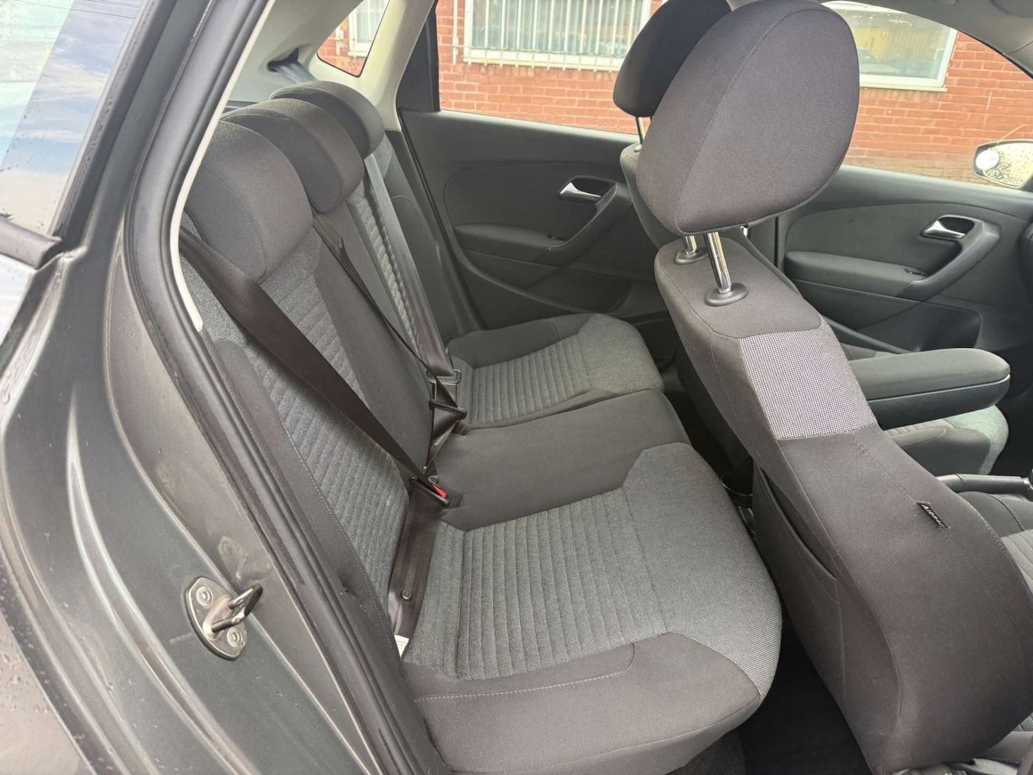 Used Volkswagen Polo 2010 for sale - 77328572: Photo 30