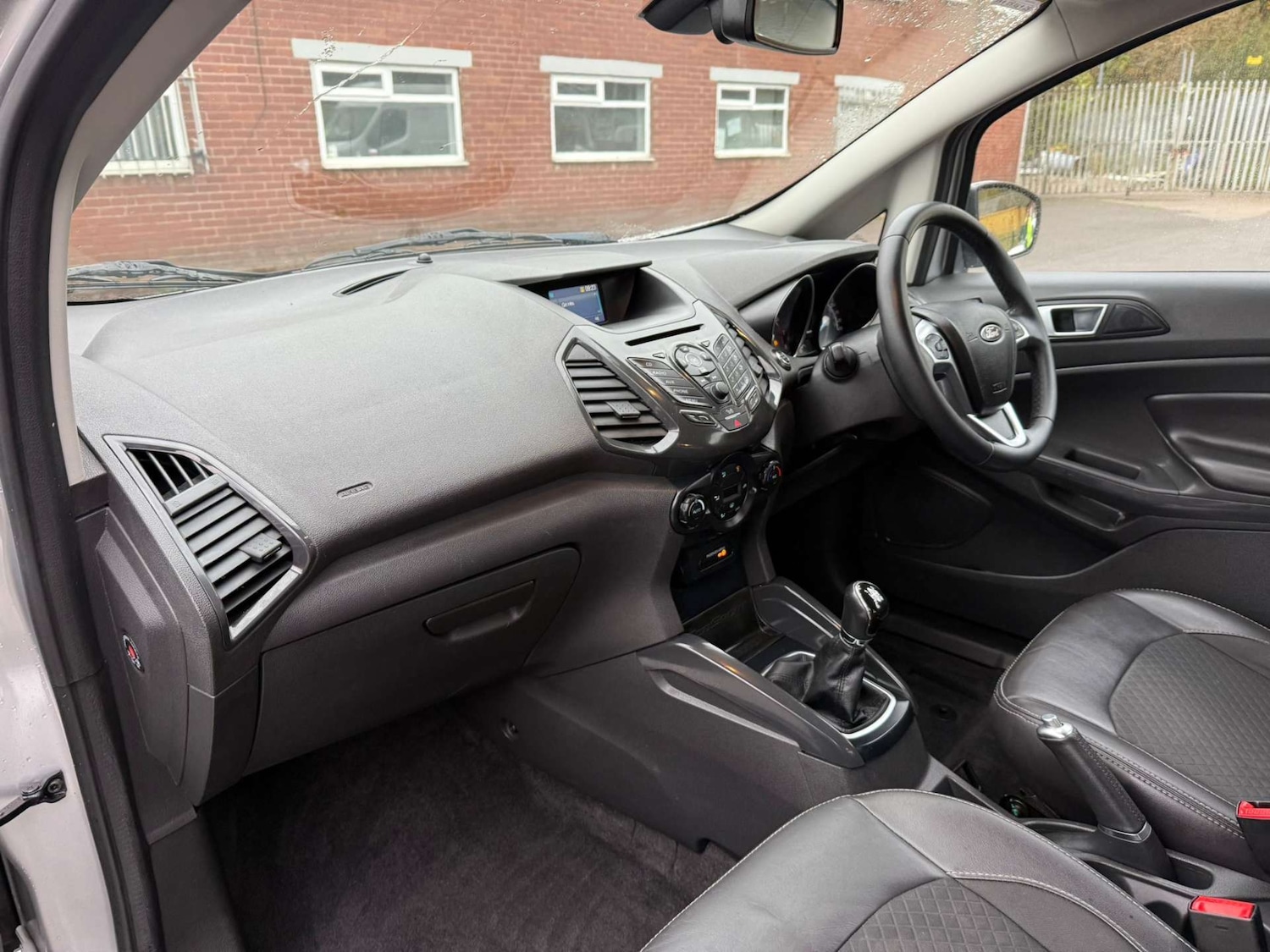 Used Ford Ecosport 2017 for sale - 76362905: Photo 15