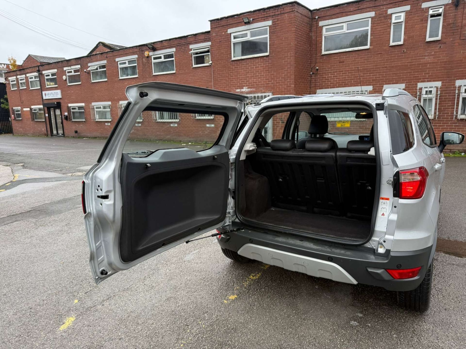Used Ford Ecosport 2017 for sale - 76362905: Photo 21