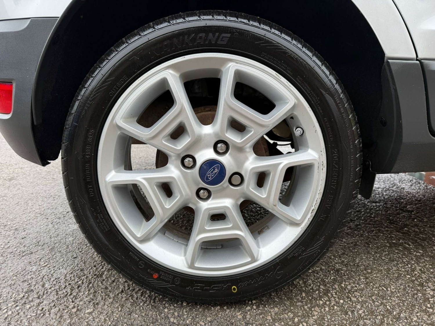 Used Ford Ecosport 2017 for sale - 76362905: Photo 24