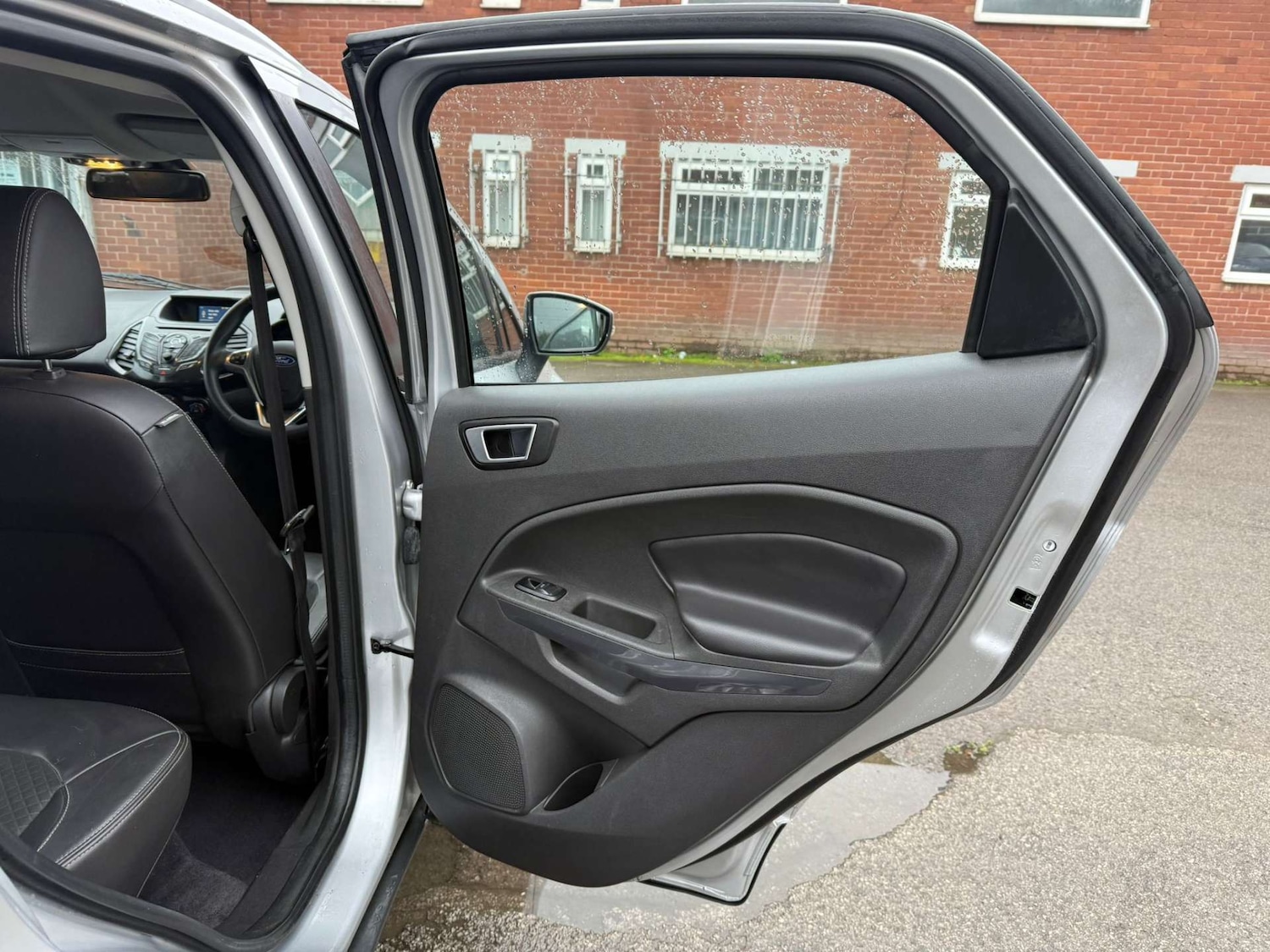 Used Ford Ecosport 2017 for sale - 76362905: Photo 27